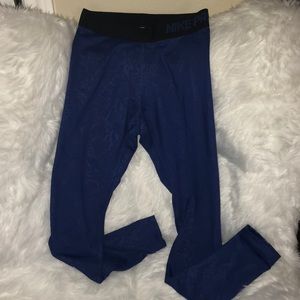 Nike Pro workout leggings